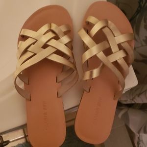 Gianni Bini Gold sandals
